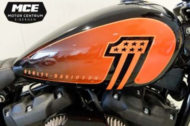 Harley-Davidson Street BOB 114 (2024) thumbnail 2