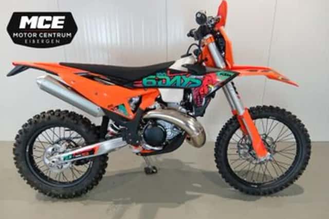 KTM 300 EXC SIX Days (2027) thumbnail 1