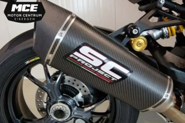 Ducati Monster 1200 R (2016) thumbnail 5