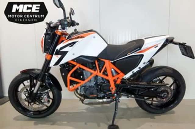 KTM 690 Duke R (2013) thumbnail 2