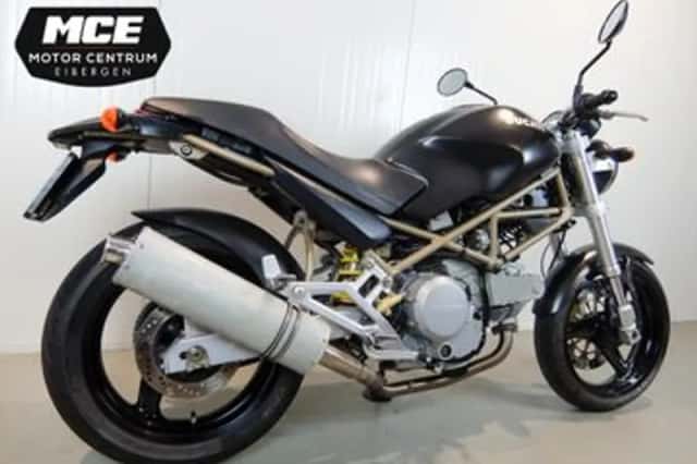 Ducati Monster 600 (2001) thumbnail 6