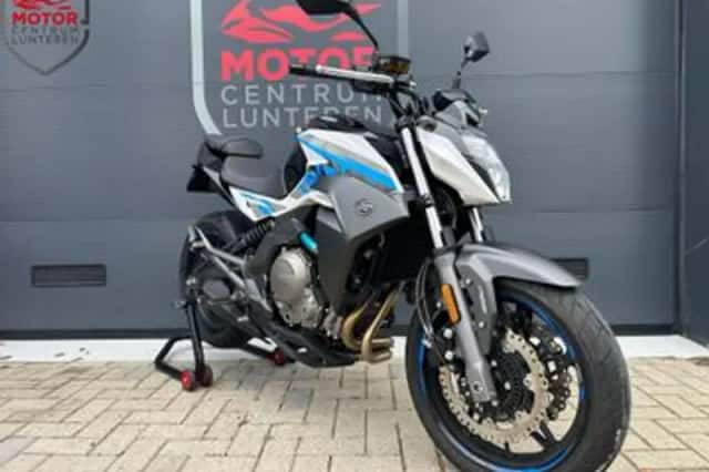 CFMoto 650 NK (2022) thumbnail 1