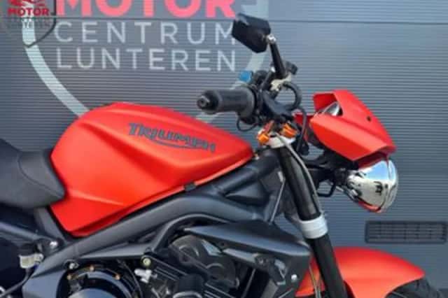 Triumph Speed Triple 675 R (2010) thumbnail 5