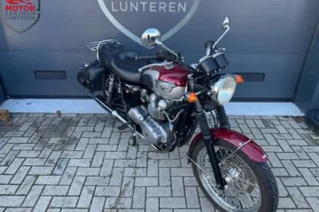Triumph Bonneville 800 (2002) thumbnail 4