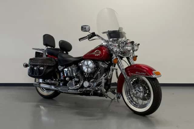 Harley-Davidson FLSTC (1998) thumbnail 1