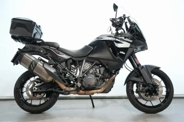 KTM 1290 Super Adventure S (2021) thumbnail 1