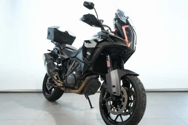 KTM 1290 Super Adventure S (2021) thumbnail 2