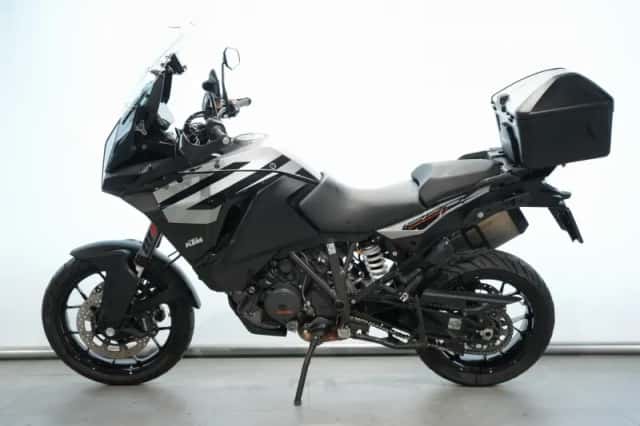 KTM 1290 Super Adventure S (2021) thumbnail 4