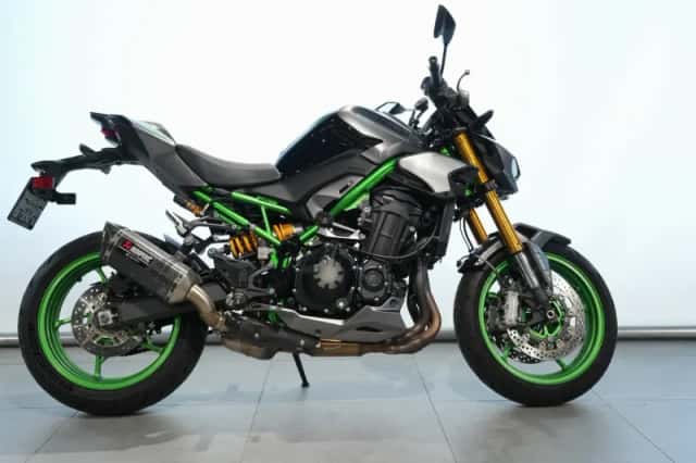 Kawasaki Z900 SE Performance (2025) thumbnail 1