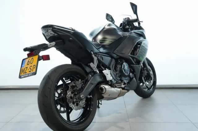 Kawasaki Ninja 650 (2026) thumbnail 6