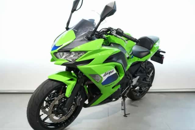 Kawasaki Ninja 650 (2026) thumbnail 3