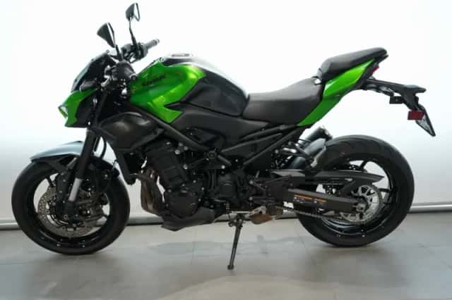 Kawasaki Z 900 (2026) thumbnail 4