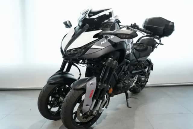 Yamaha Niken (2021) thumbnail 3