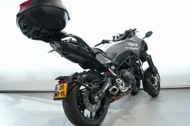 Yamaha Niken (2021) thumbnail 6