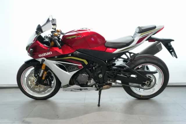 Suzuki GSX R 1000R (2026) thumbnail 4