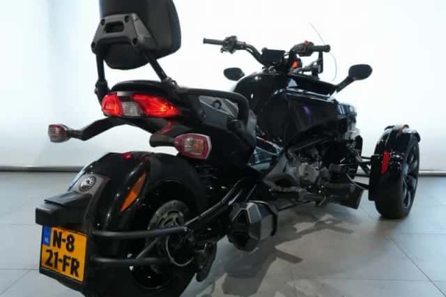 Can-Am Spyder F3 (2021) thumbnail 5