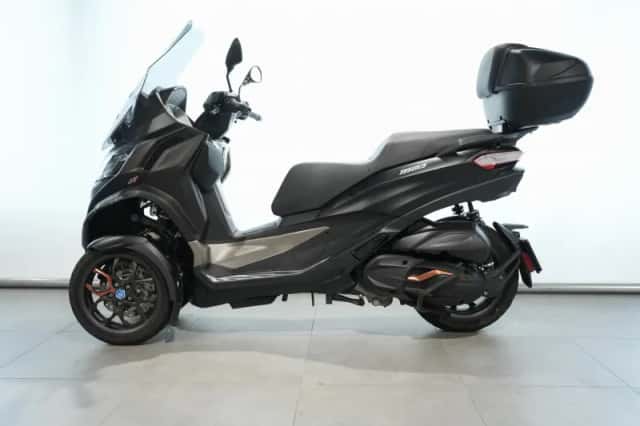 Piaggio MP3 530 HPE Exclusive (2025) thumbnail 4