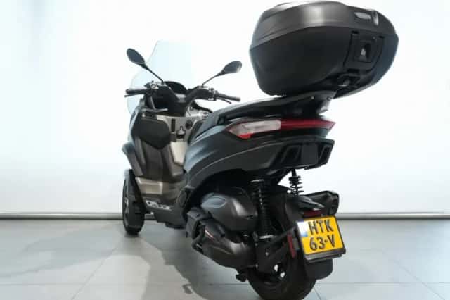 Piaggio MP3 530 HPE Exclusive (2025) thumbnail 5