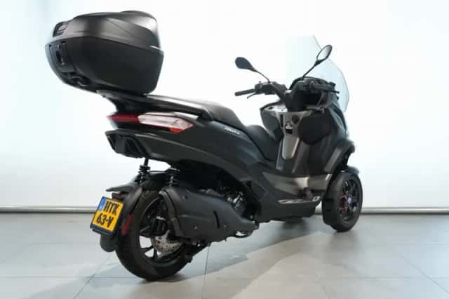 Piaggio MP3 530 HPE Exclusive (2025) thumbnail 6