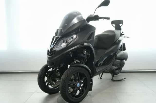 Piaggio MP3 300 HPE Sport (2023) thumbnail 3