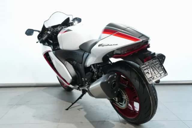 Suzuki GSX-R 1300 (2026) thumbnail 5