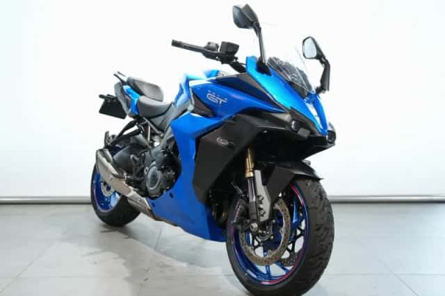 Suzuki GSX-S1000GT (2022) thumbnail 2