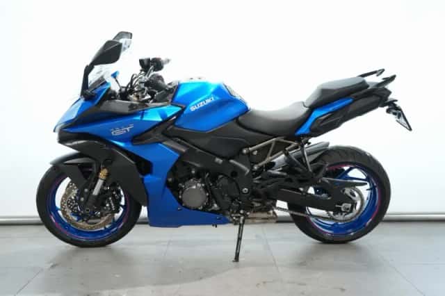 Suzuki GSX-S1000GT (2022) thumbnail 4