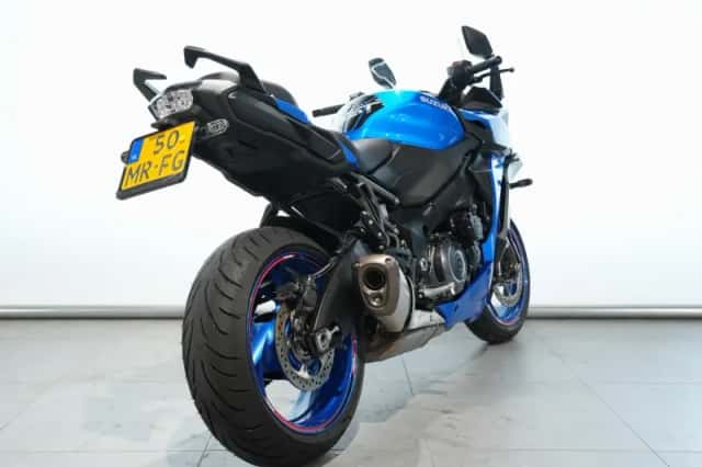 Suzuki GSX-S1000GT (2022) thumbnail 6