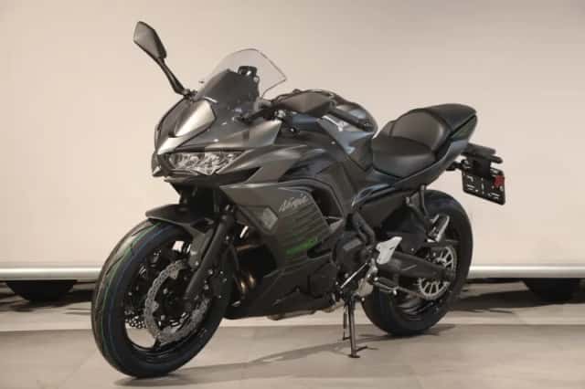 Kawasaki Ninja 650 (2026) thumbnail 3