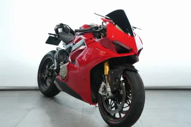 Ducati Panigale V4S (2018) thumbnail 2