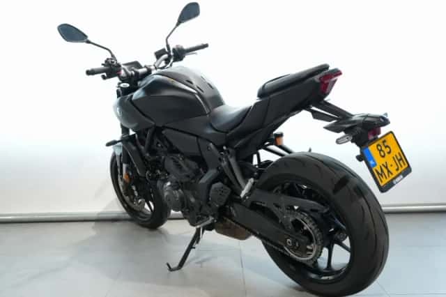 Yamaha MT-07 (2025) thumbnail 5