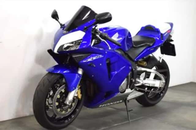 Honda CBR600RR (2005) thumbnail 2