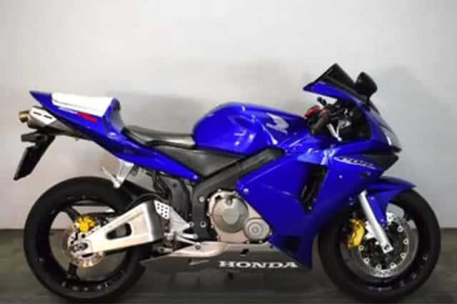 Honda CBR600RR (2005) thumbnail 5
