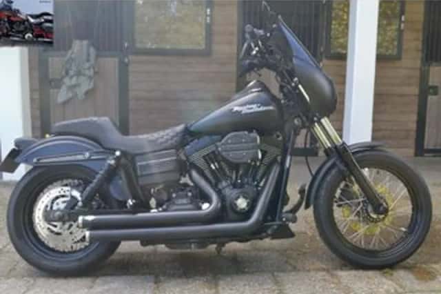 Harley-Davidson Street Bob (2006) thumbnail 1