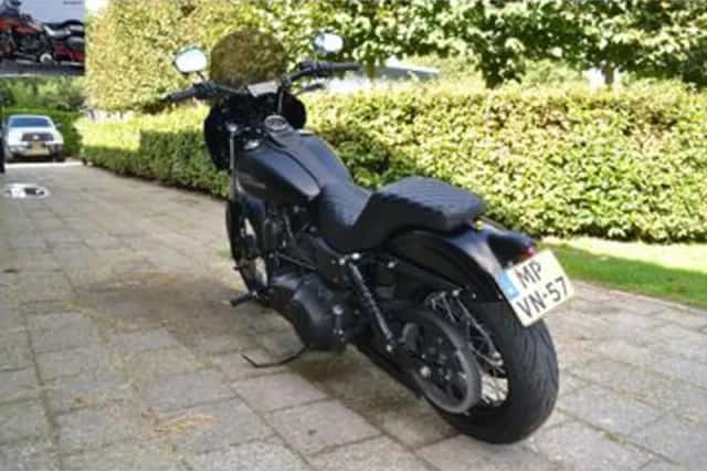 Harley-Davidson Street Bob (2006) thumbnail 5