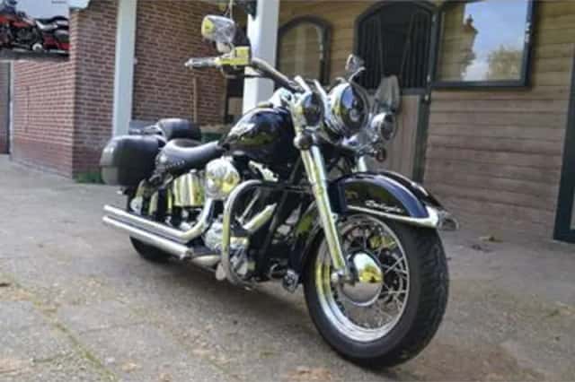 Harley-Davidson Softail Deluxe (2005) thumbnail 2