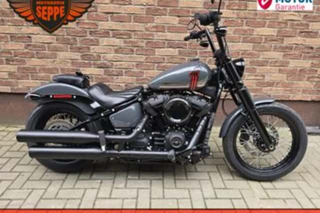 Harley-Davidson Street Bob 107 (2018) thumbnail 3