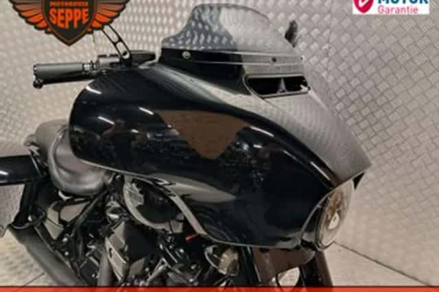 Harley-Davidson Street Glide (2020) thumbnail 4