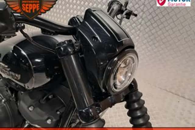 Harley-Davidson Street Bob (2019) thumbnail 4