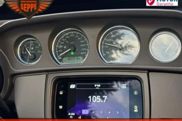 Harley-Davidson Street Glide Special 114 (2021) thumbnail 6