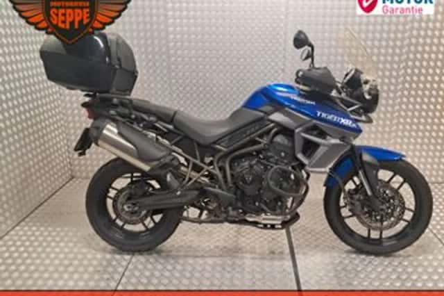 Triumph Tiger 800 (2015) thumbnail 1