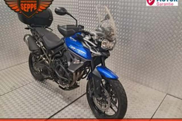 Triumph Tiger 800 (2015) thumbnail 2