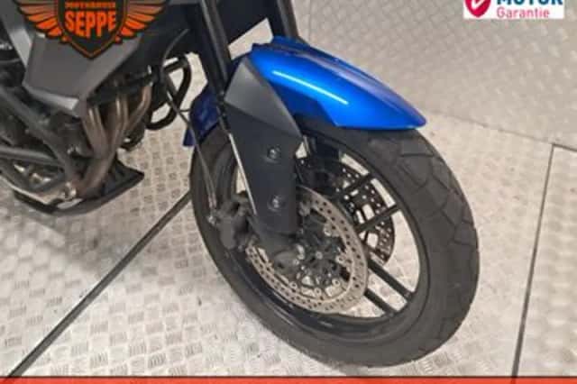 Triumph Tiger 800 (2015) thumbnail 3