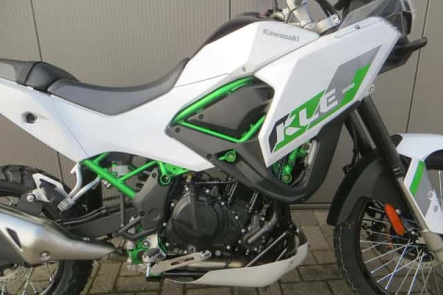 Kawasaki KLE 500 (2026) thumbnail 5