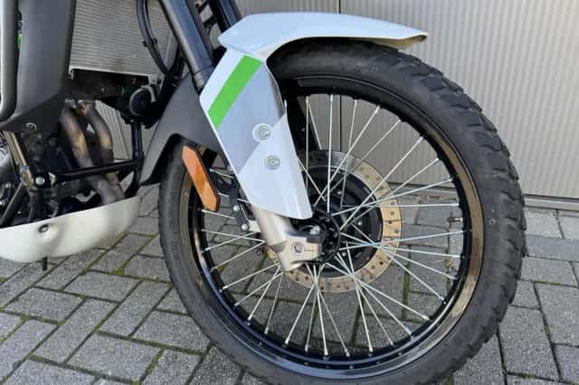 Kawasaki KLE500 SE (2026) thumbnail 3