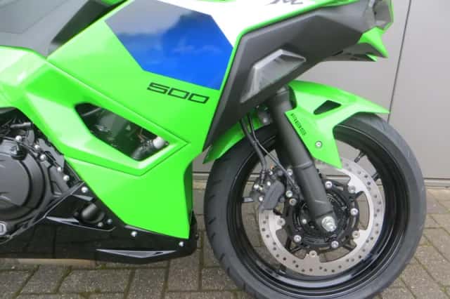Kawasaki Ninja 500 (2026) thumbnail 4