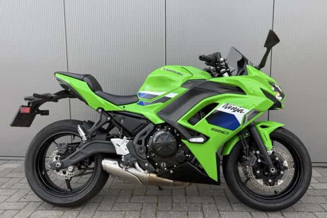 Kawasaki Ninja 650 (2026) thumbnail 1