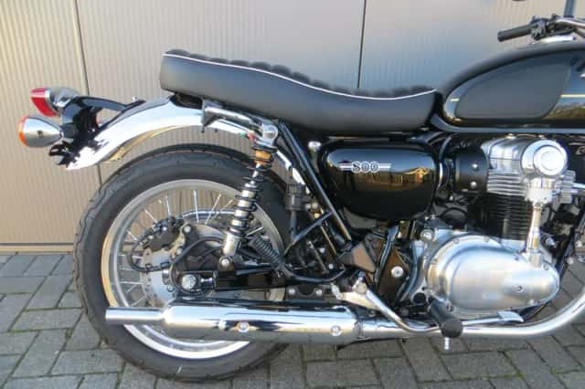 Kawasaki W800 (2025) thumbnail 6