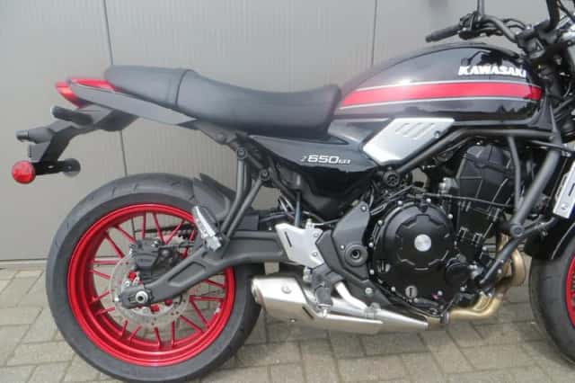 Kawasaki Z 650 RS (2026) thumbnail 6