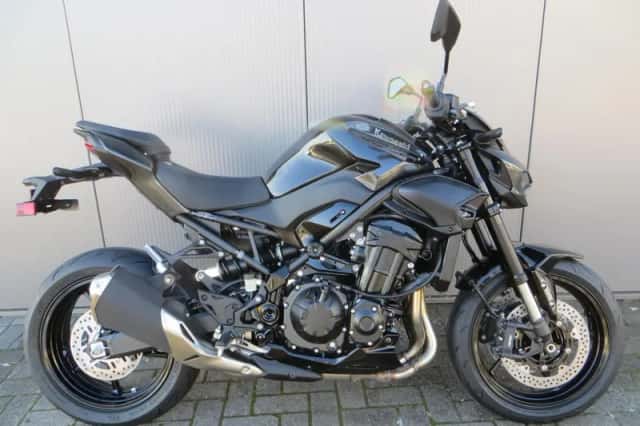 Kawasaki Z900 (2026) thumbnail 1